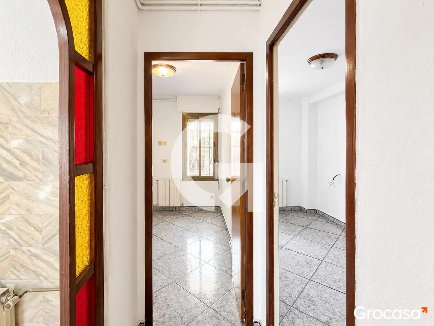 Piso en venta en Barcelona con Calefacción, Terraza y Trastero