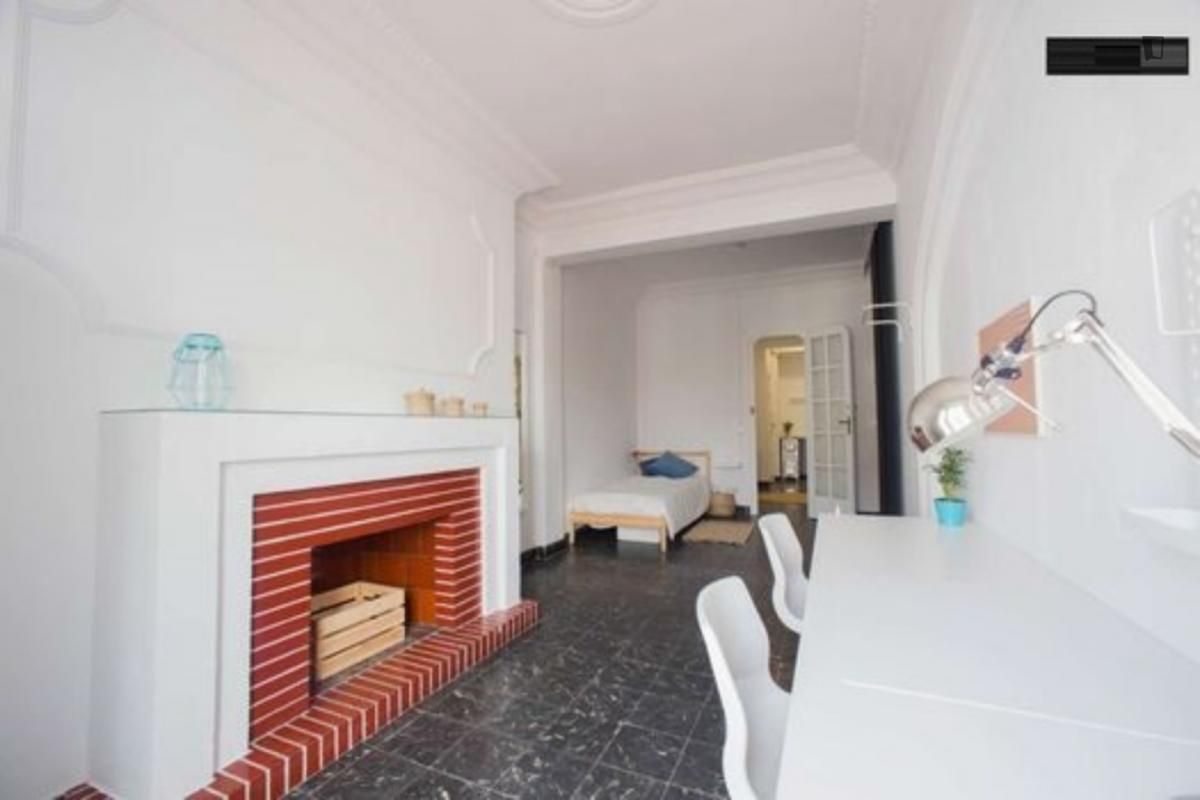 Dormitori de Casa o xalet per a compartir en  Valencia Capital amb Aire condicionat, Calefacció i Moblat