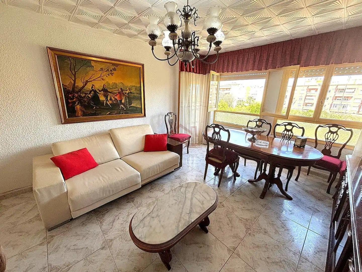 Living room of Flat for sale in Elche / Elx  with Furnished, Oven and Balcony
