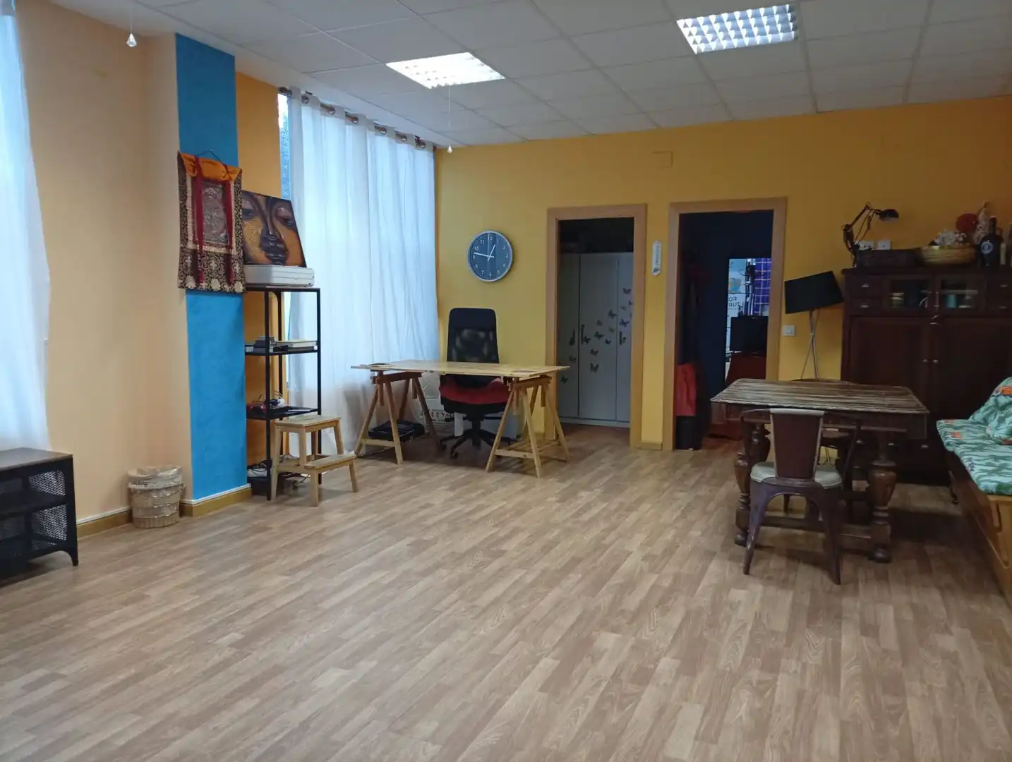 Commercial properties for sale in Arroyo de la Encomienda  with Air Conditioner