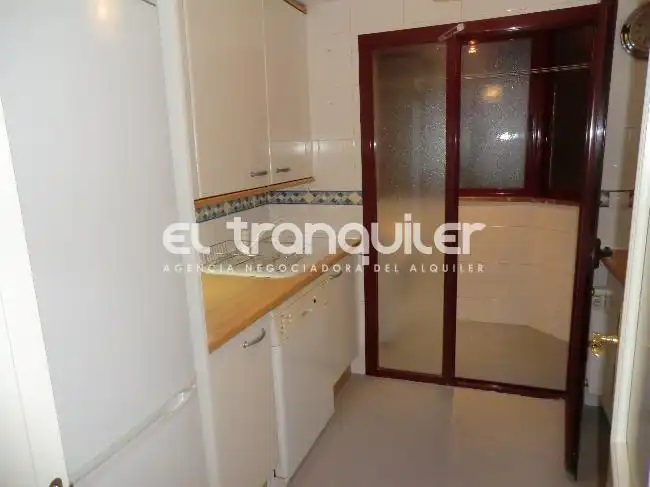 Cocina de Dúplex de alquiler en Majadahonda con Trastero, Piscina y Lavadora