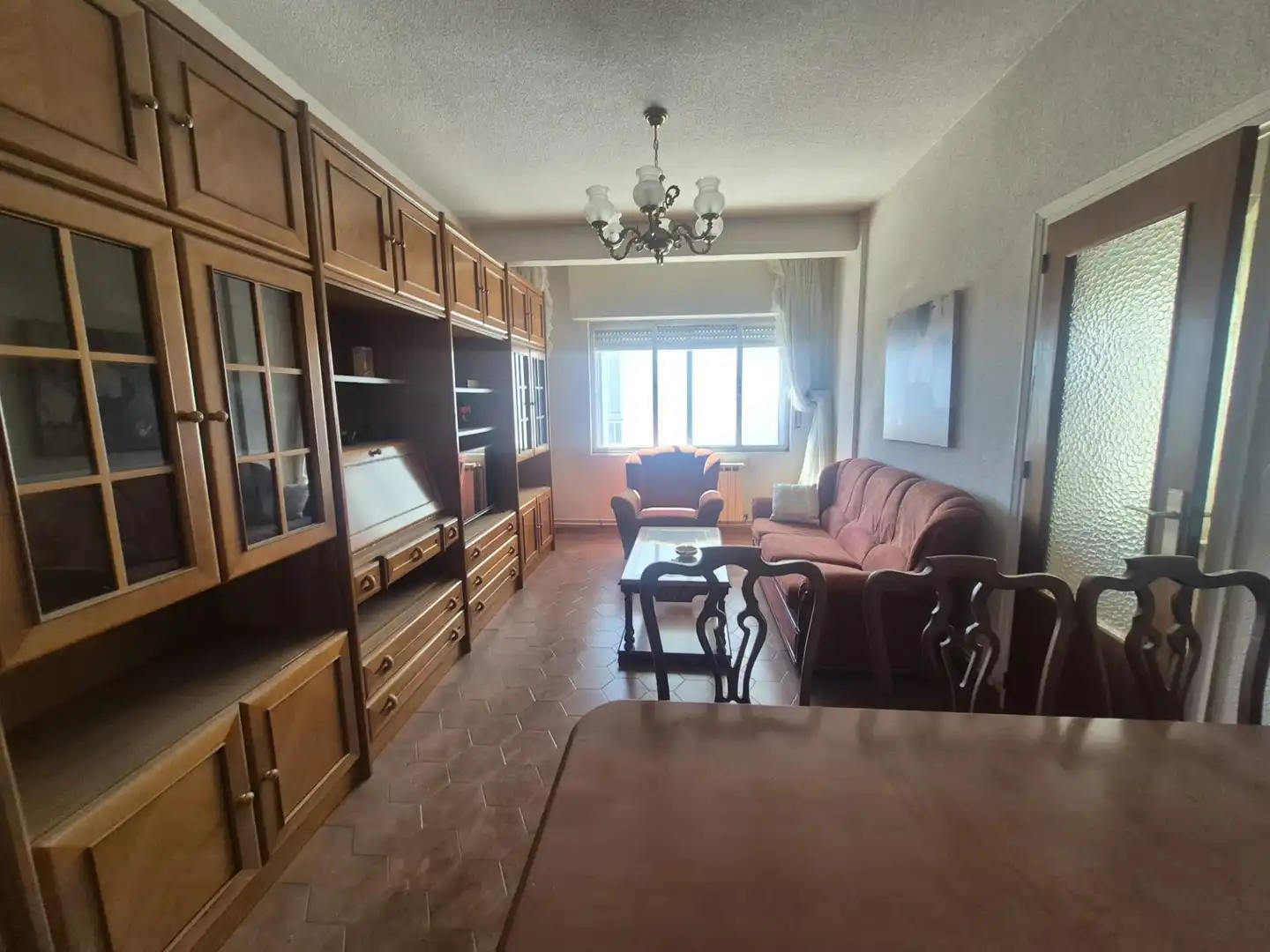 Sala de estar de Piso en venta en Ávila con Calefacción, Terraza y Amueblado