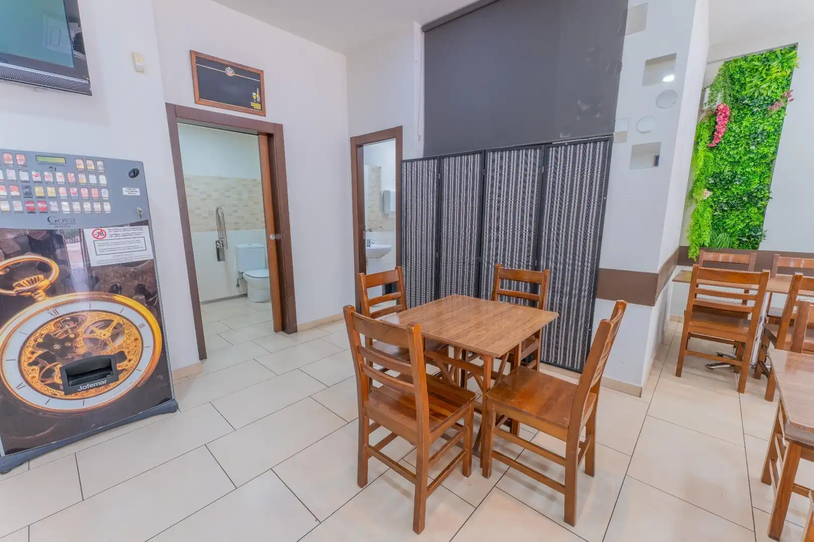 Local comercial en venta en Las Bayas, imagen 29