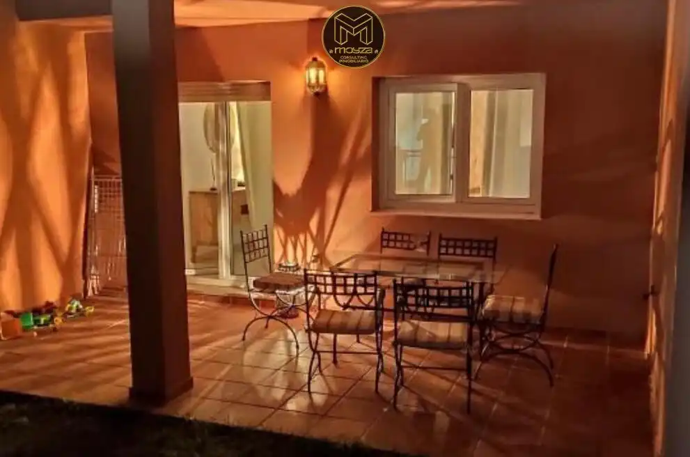 Terrassa de Casa adosada de lloguer en Manilva amb Aire condicionat
