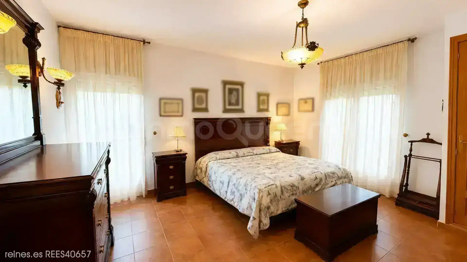 Dormitori de Casa o xalet en venda en Villaviciosa de Odón amb Calefacció i Jardí privat