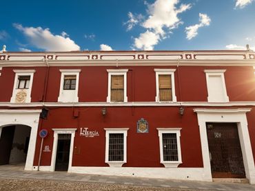 Wohngebäude zum Verkauf in Fernán-Núñez