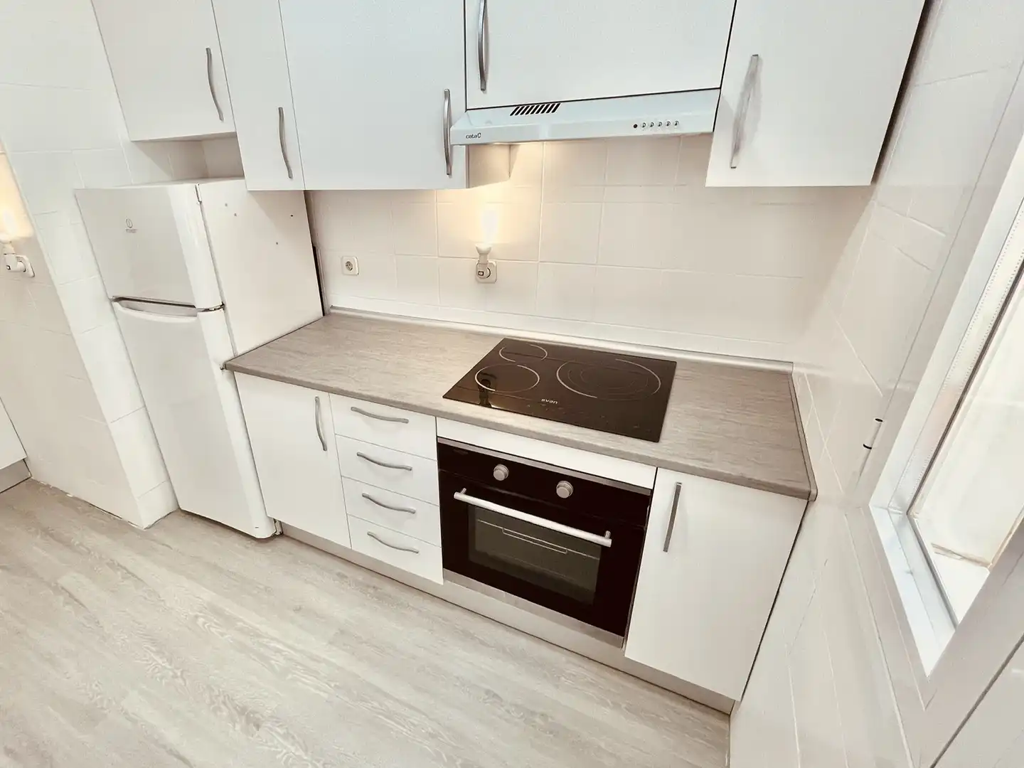 Kitchen of Flat for rent to own in Madrid  with Air Conditioner, Heating and Terrace