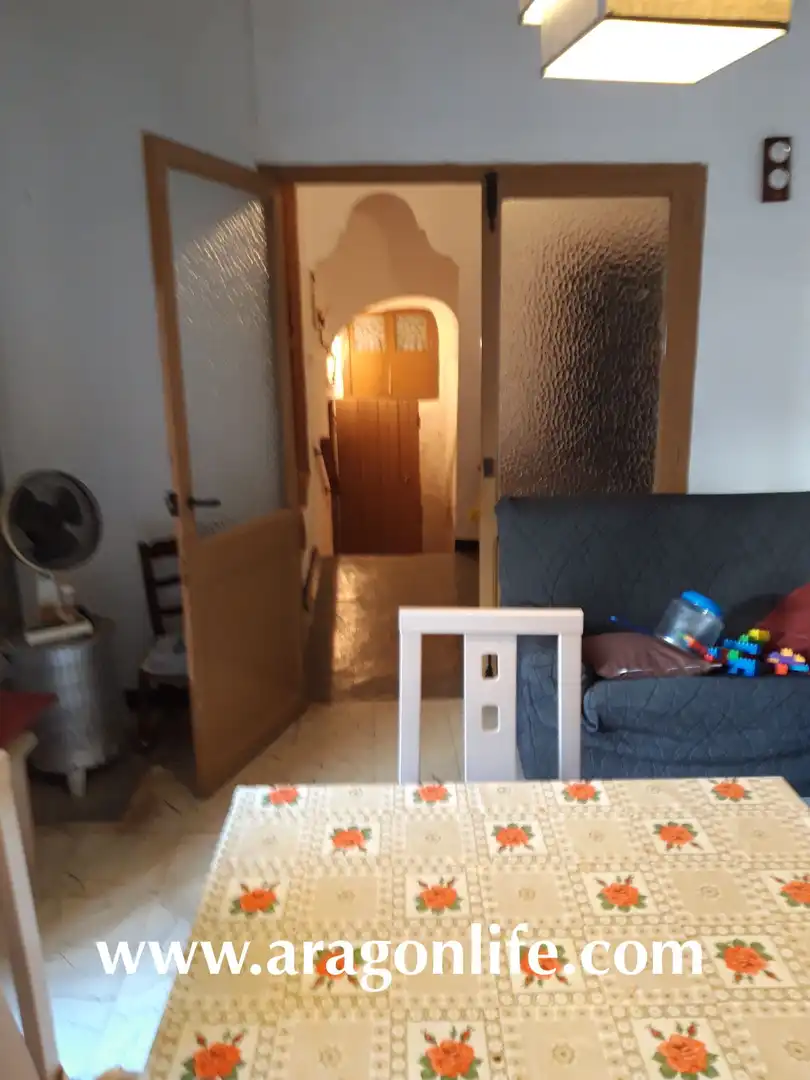 Houses for sale in Fabara  with Storage room, Furnished and Oven