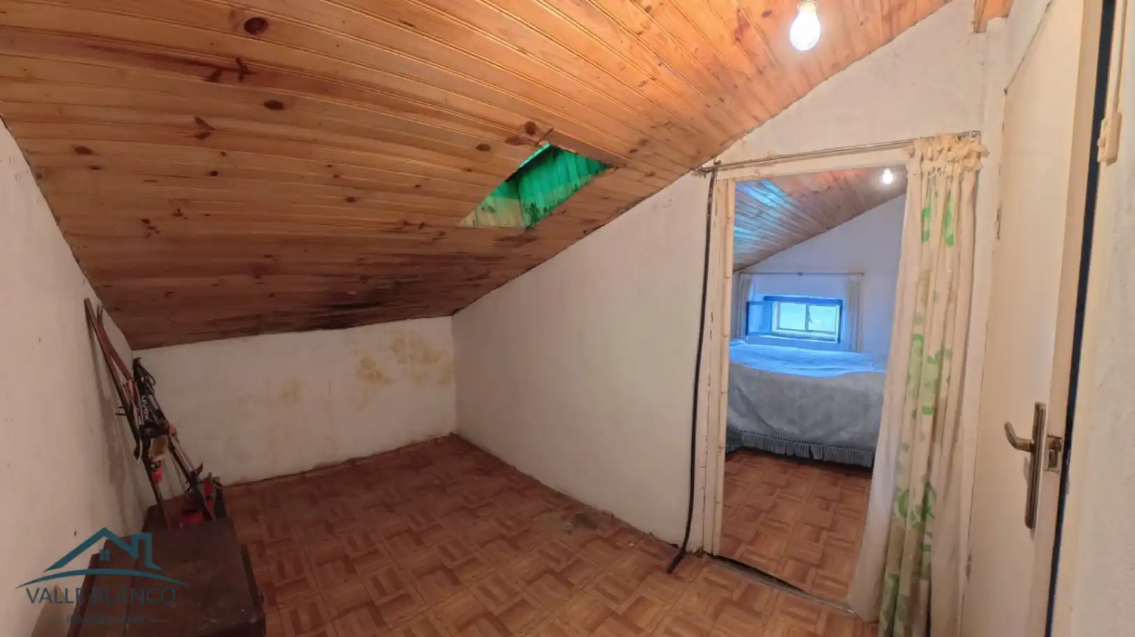 Habitación de Casa o chalet en venta en Valle de Valdebezana