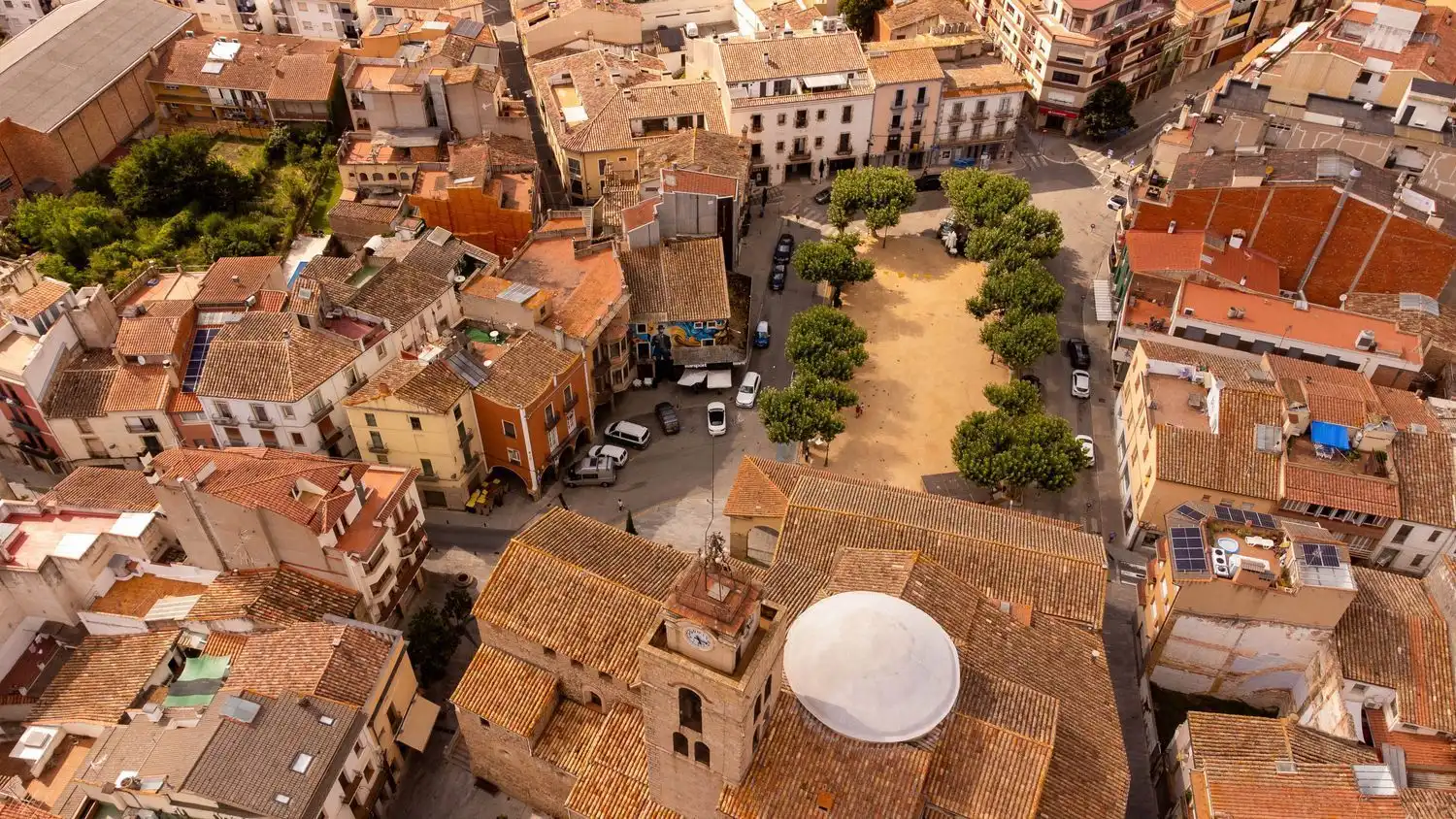 Vista exterior de Edifici en venda en Santa Coloma de Farners