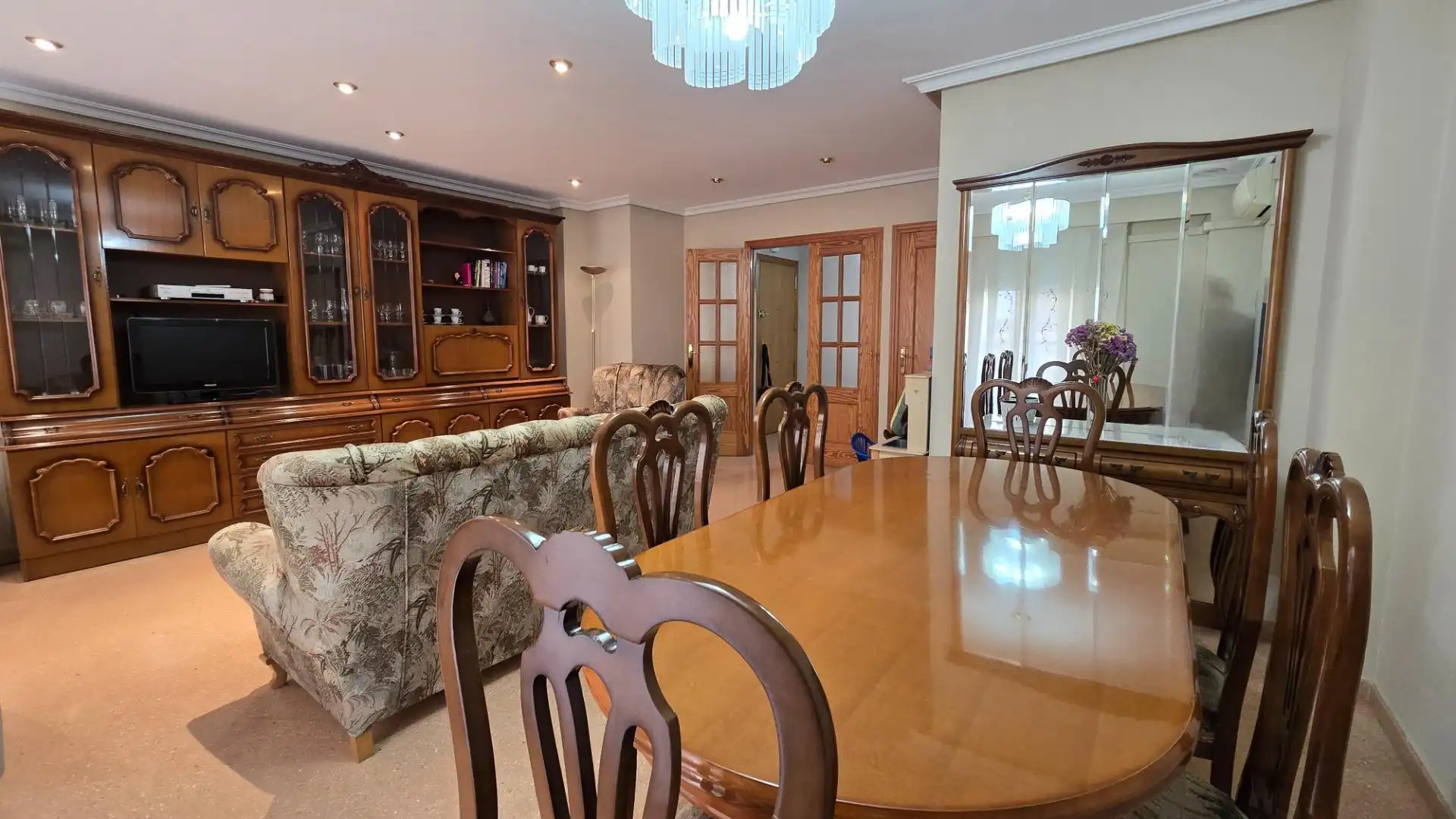 Dining room of Flat for sale in Elche / Elx  with Air Conditioner, Terrace and Furnished