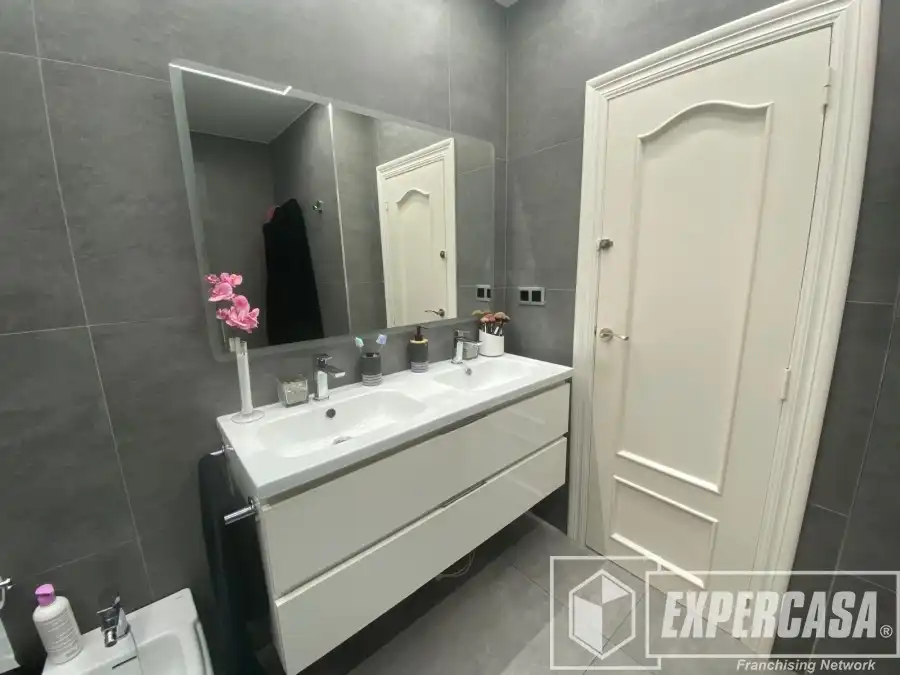 Bathroom of Houses for sale in Torrent  with Air Conditioner, Heating and Terrace