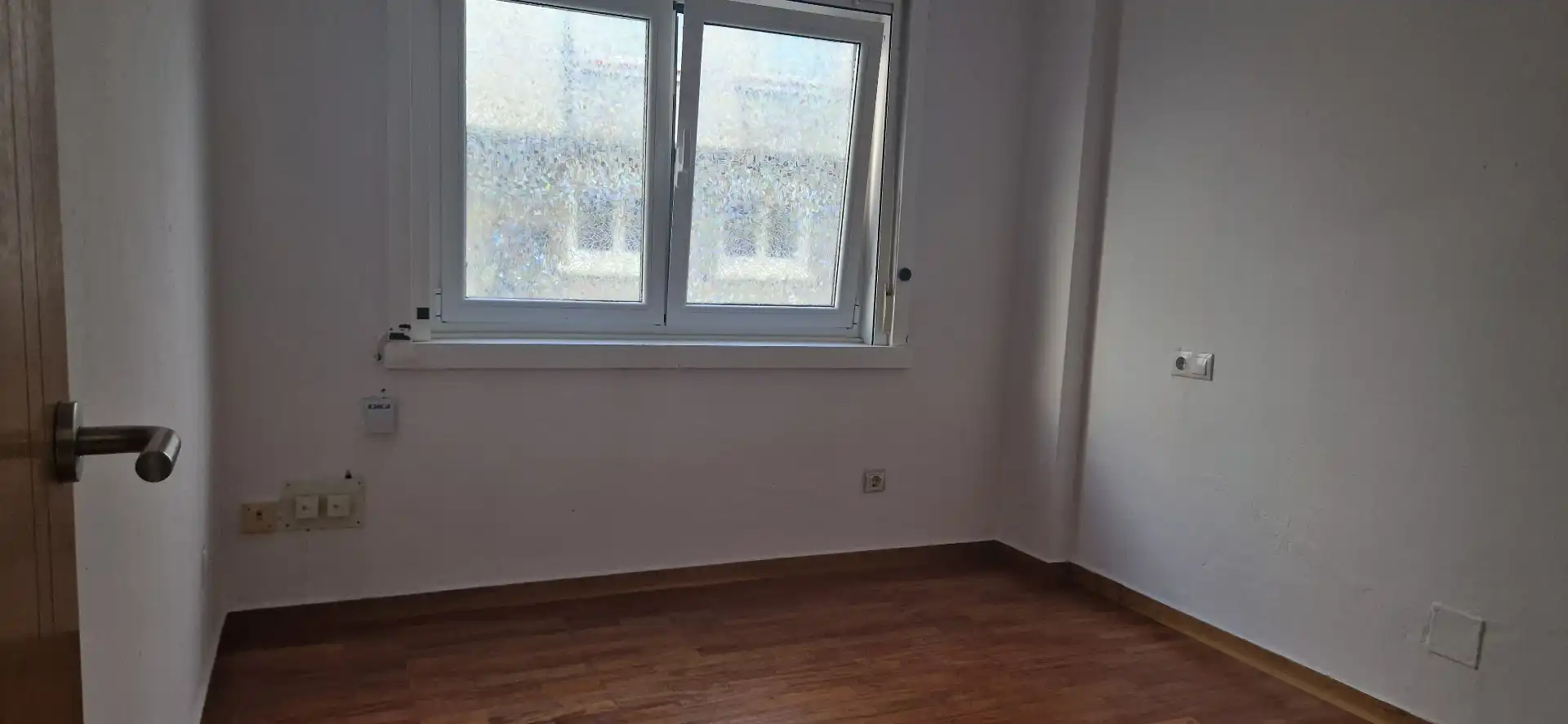 Dormitori de Pis en venda en A Coruña Capital  amb Parquet, Forn i Rentadora