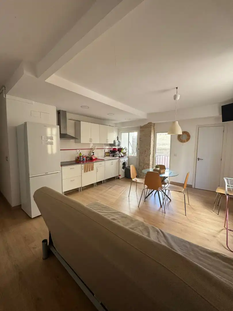 Cocina de Piso para compartir en  Valencia Capital con Amueblado, Horno y Lavadora
