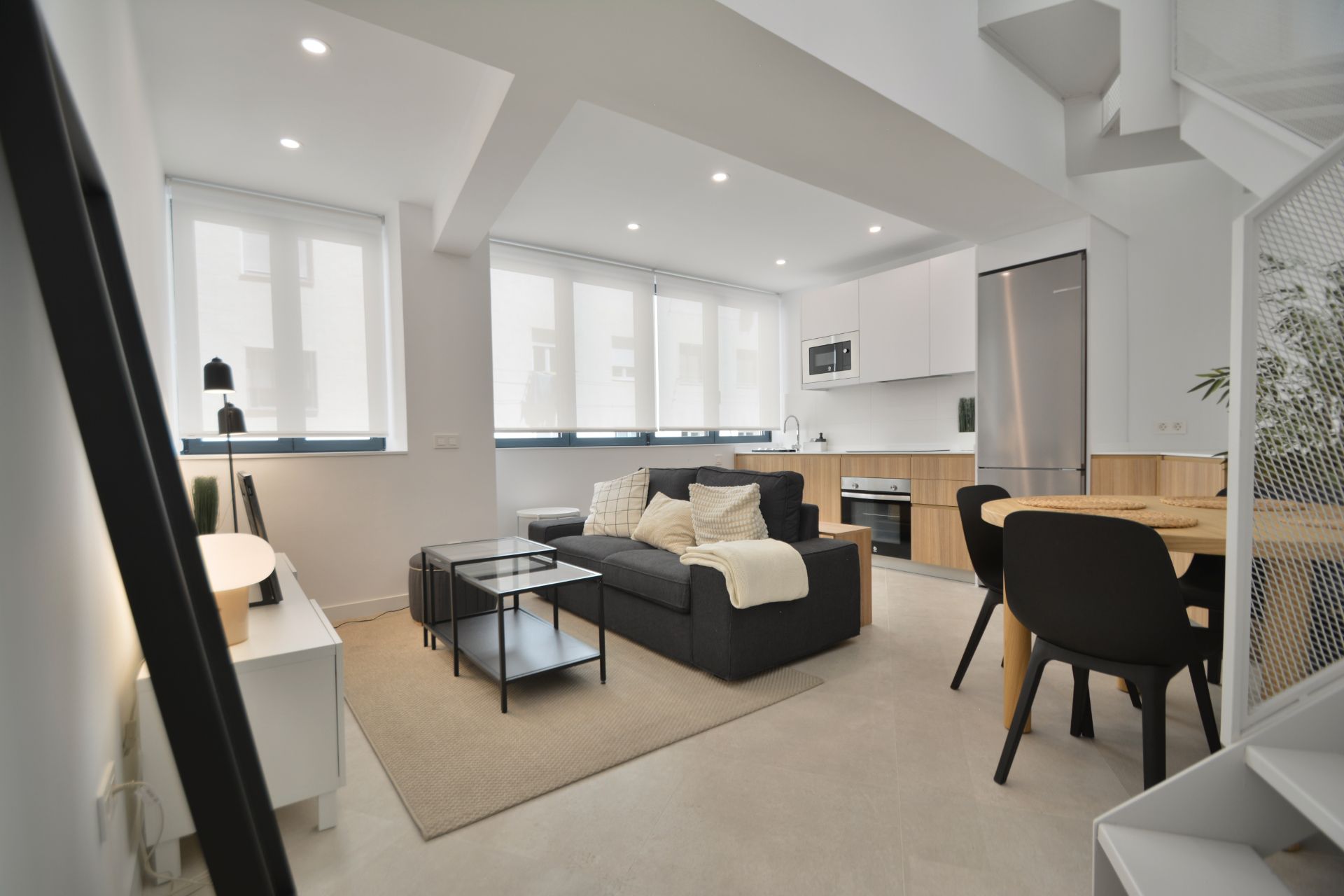 Sala de estar de Dúplex de alquiler en  Madrid Capital con Aire acondicionado, Calefacción y Trastero
