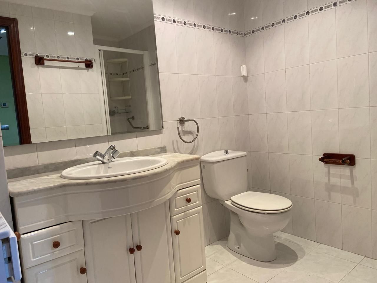 Bathroom of Planta baja for sale in Abadiño   with Heating and Storage room