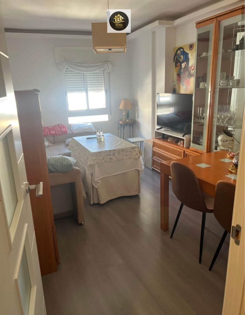 Dormitori de Pis en venda en  Jaén Capital amb Aire condicionat, Parquet i Balcó