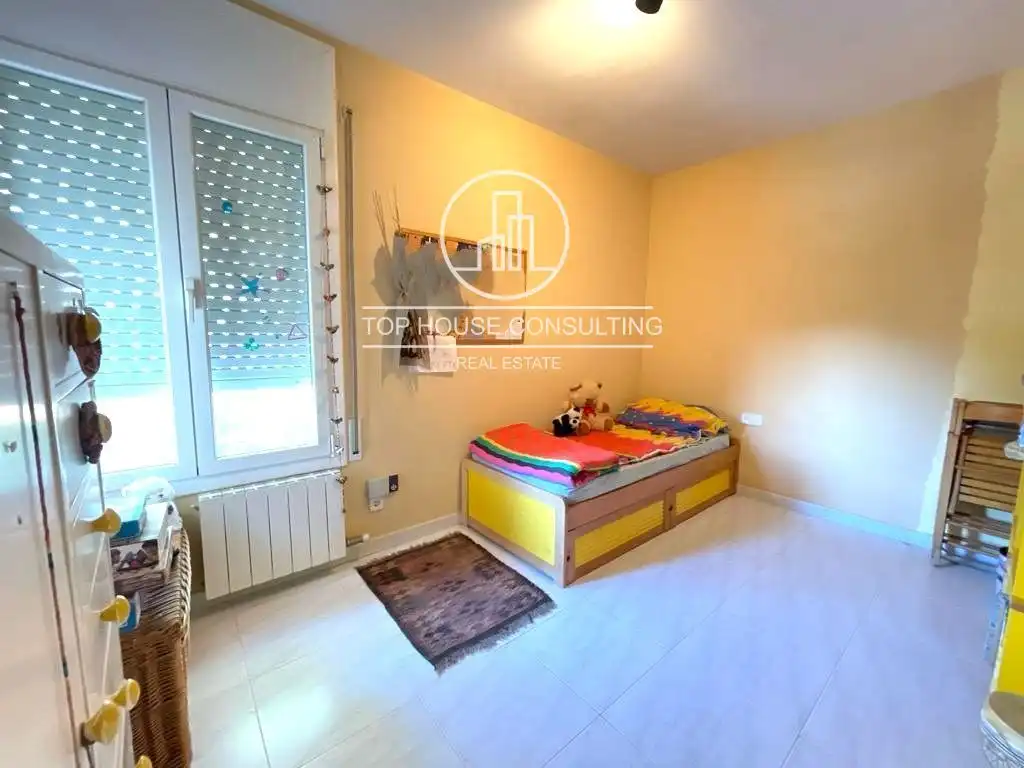 Habitación de Casa o chalet en venta en Òrrius con Aire acondicionado, Calefacción y Terraza