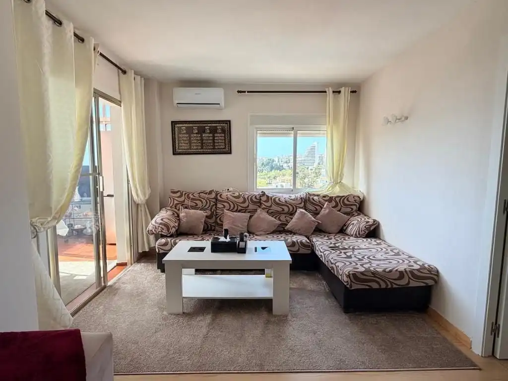 Sala d'estar de Apartament en venda en Benalmádena amb Aire condicionat, Calefacció i Parquet