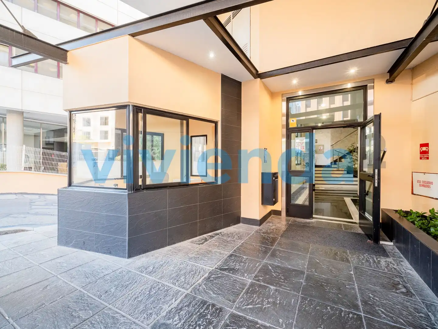 Oficina en venta en Calle Maria Tubau, Las Tablas
