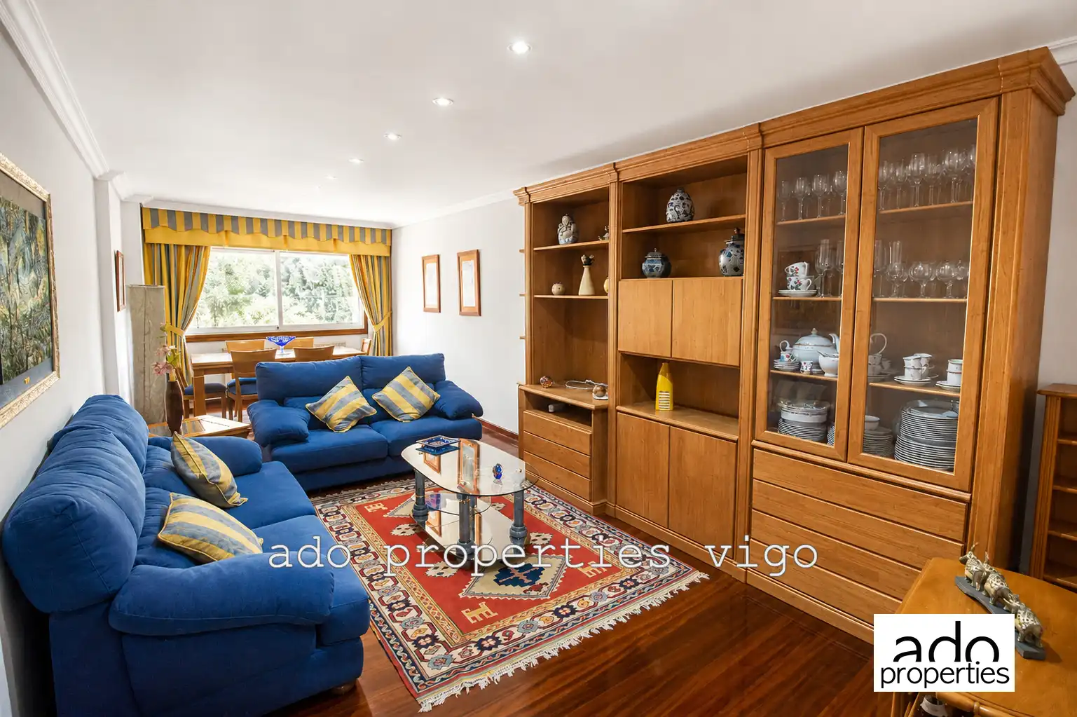 Sala de estar de Piso en venta en Vigo  con Calefacción, Parquet y Trastero