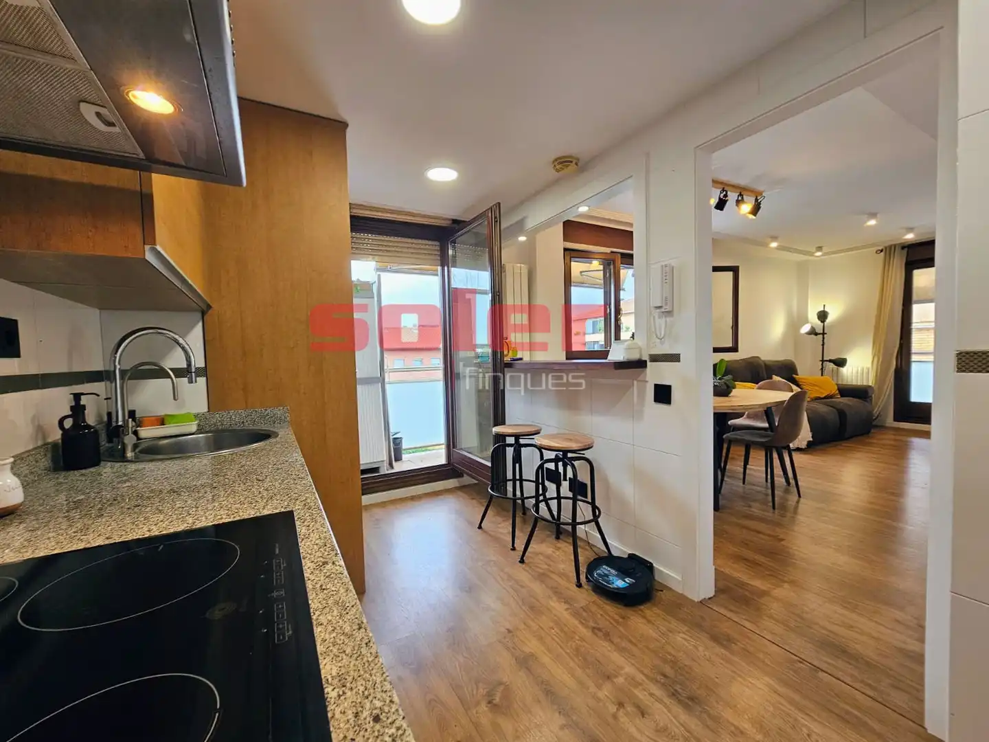 Penthouse with terrace for sale in Carrer de Sabina Canyameras, imagen 6