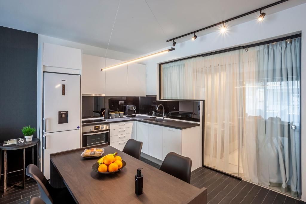 Cuina de Pis de lloguer en Marbella amb Aire condicionat, Moblat i Es permeten mascotes