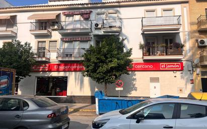 Exterior view of Flat for sale in Los Palacios y Villafranca  with Air Conditioner and Balcony