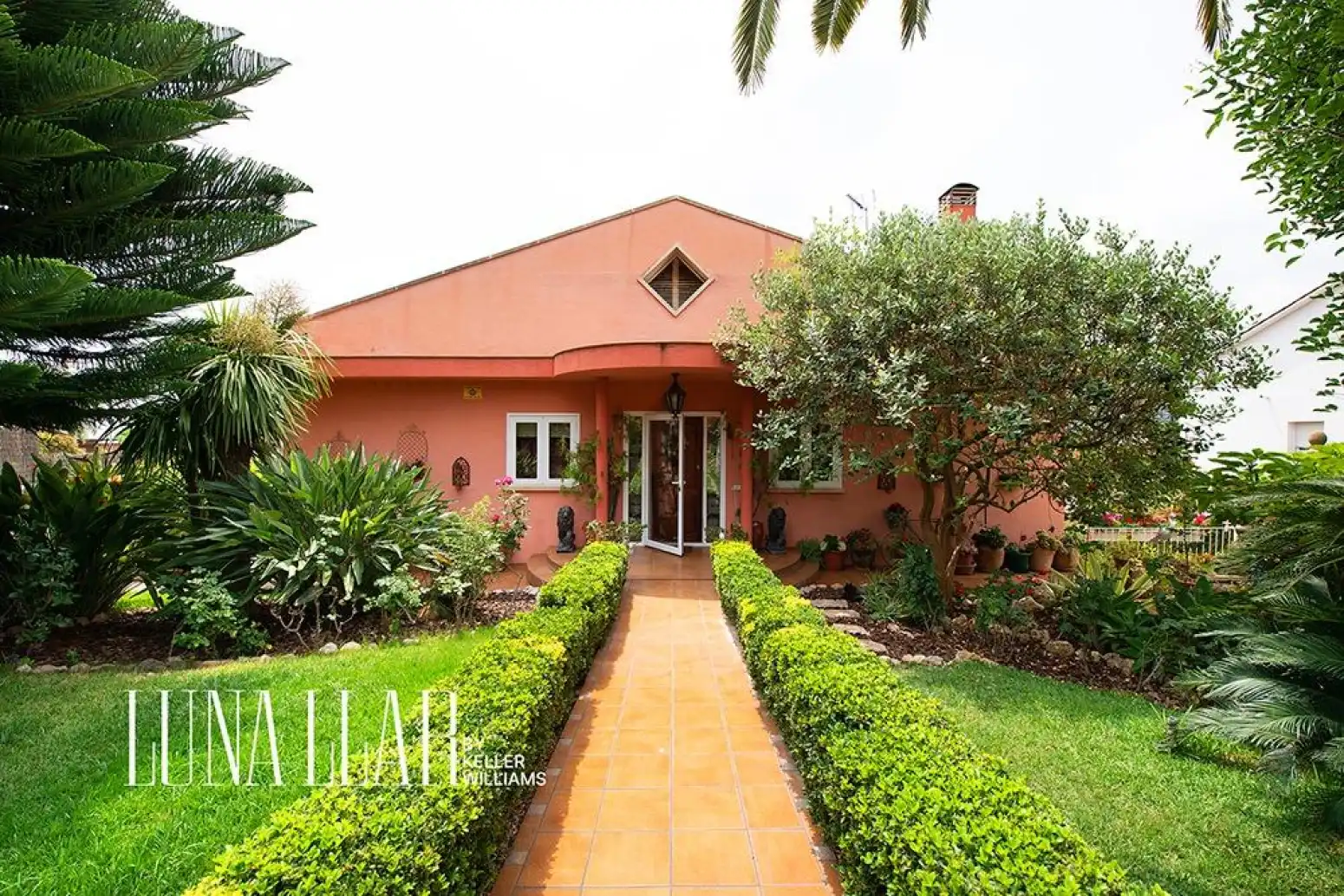 Vista exterior de Casa o chalet en venta en Gavà con Terraza