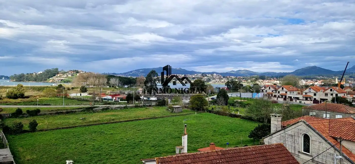 Exterior view of Flat for rent in Baiona  with Terrace, Furnished and Community pool