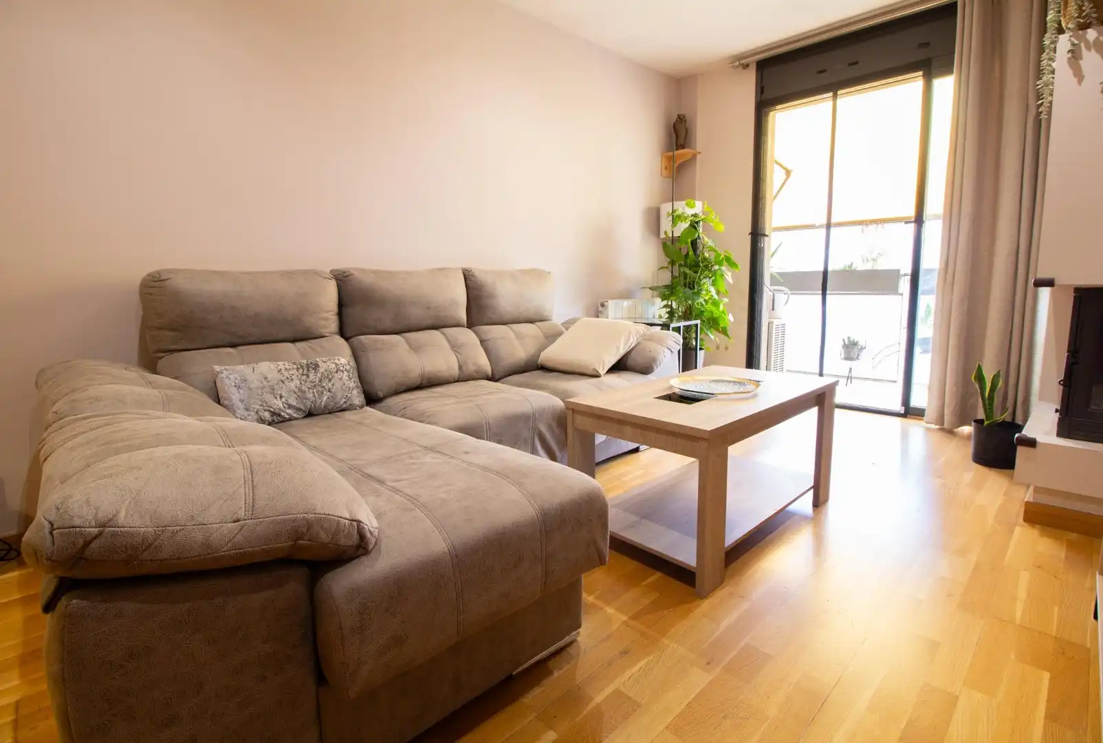 Sala de estar de Ático en venta en Viladecans con Aire acondicionado, Calefacción y Terraza