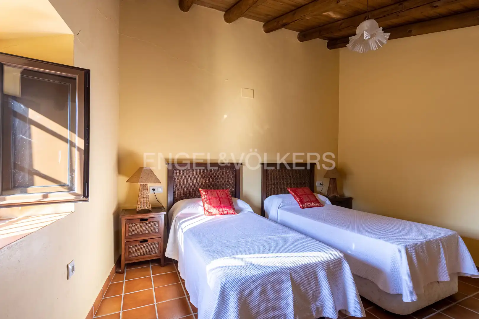Habitación de Casa o chalet en venta en Cortegana con Calefacción, Jardín privado y Trastero