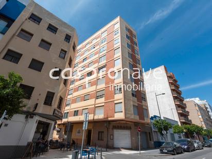 Vista exterior de Pis en venda en Castellón de la Plana / Castelló de la Plana amb Calefacció