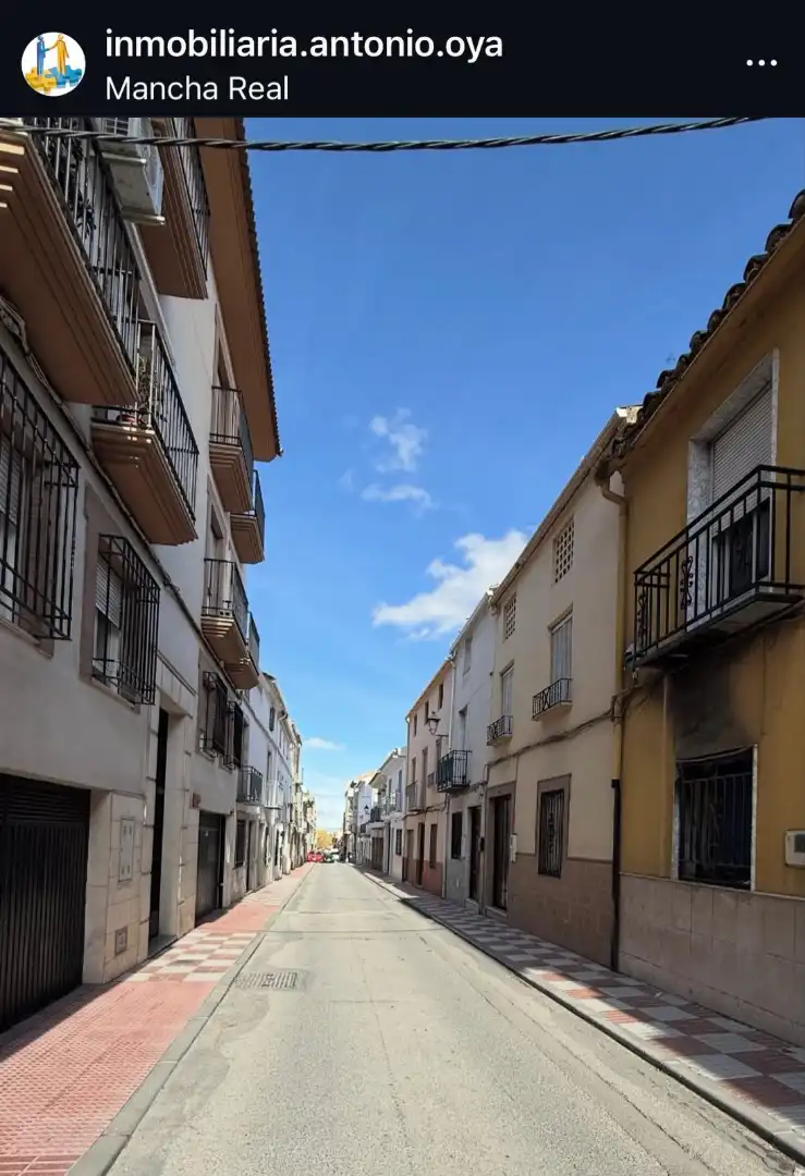 Casa con terraza en venta en Mancha Real, imagen 3
