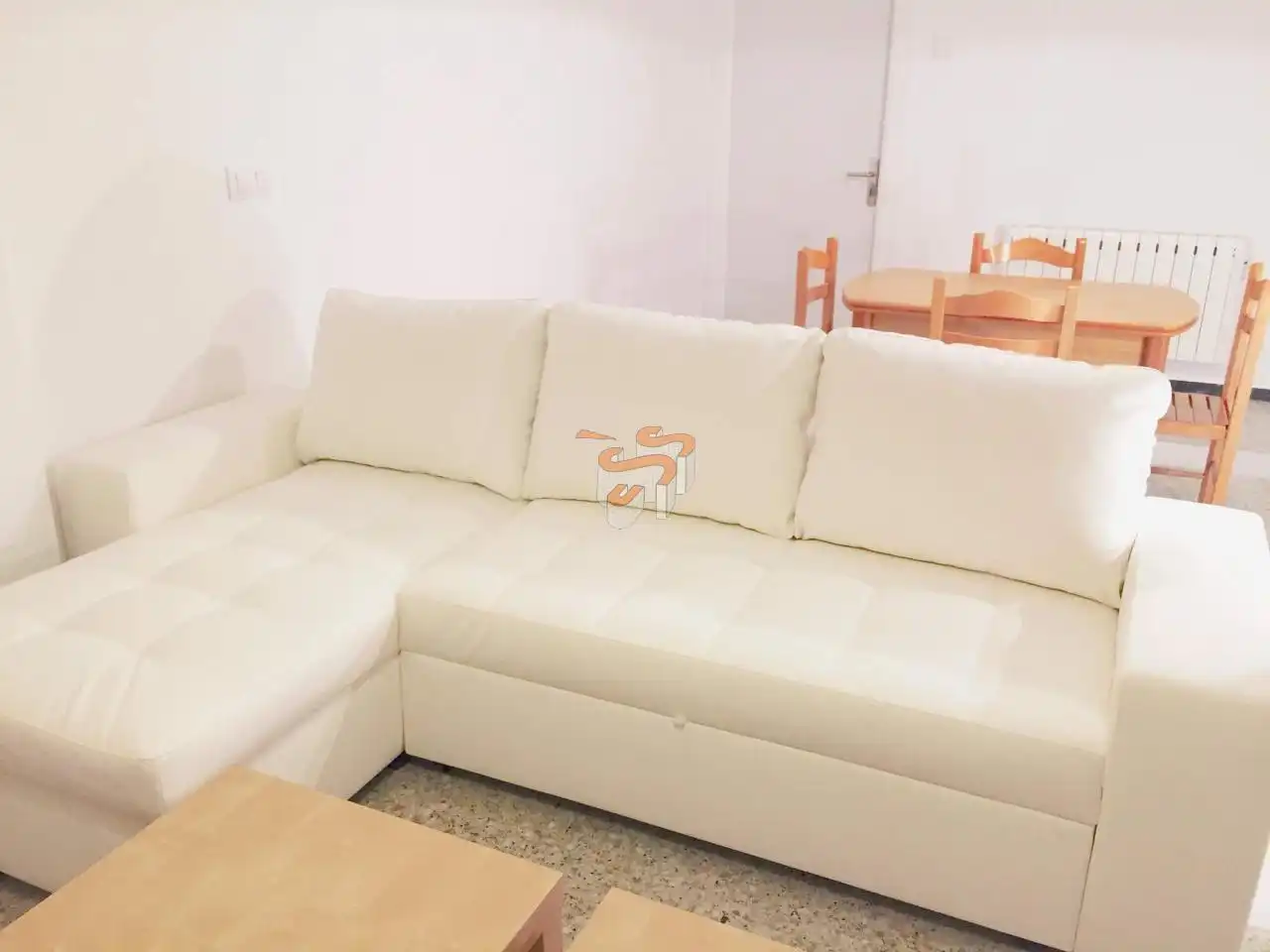 Sala d'estar de Pis de lloguer en Ferrol amb Calefacció i Moblat