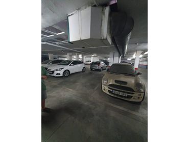 Individuel à vendre à Calle Ángel Quintanilla Ulla