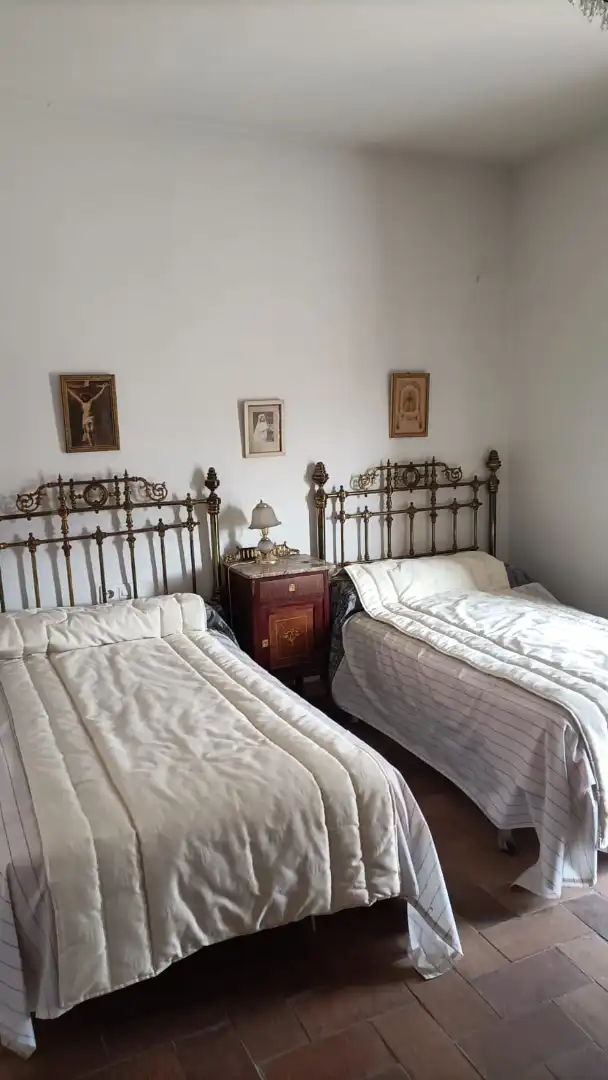 Habitación de Casa o chalet en venta en Hornillos de Eresma con Calefacción, Jardín privado y Terraza