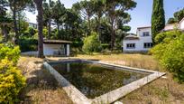 Jardí de Casa o xalet en venda en Sant Vicenç de Montalt amb Terrassa i Piscina