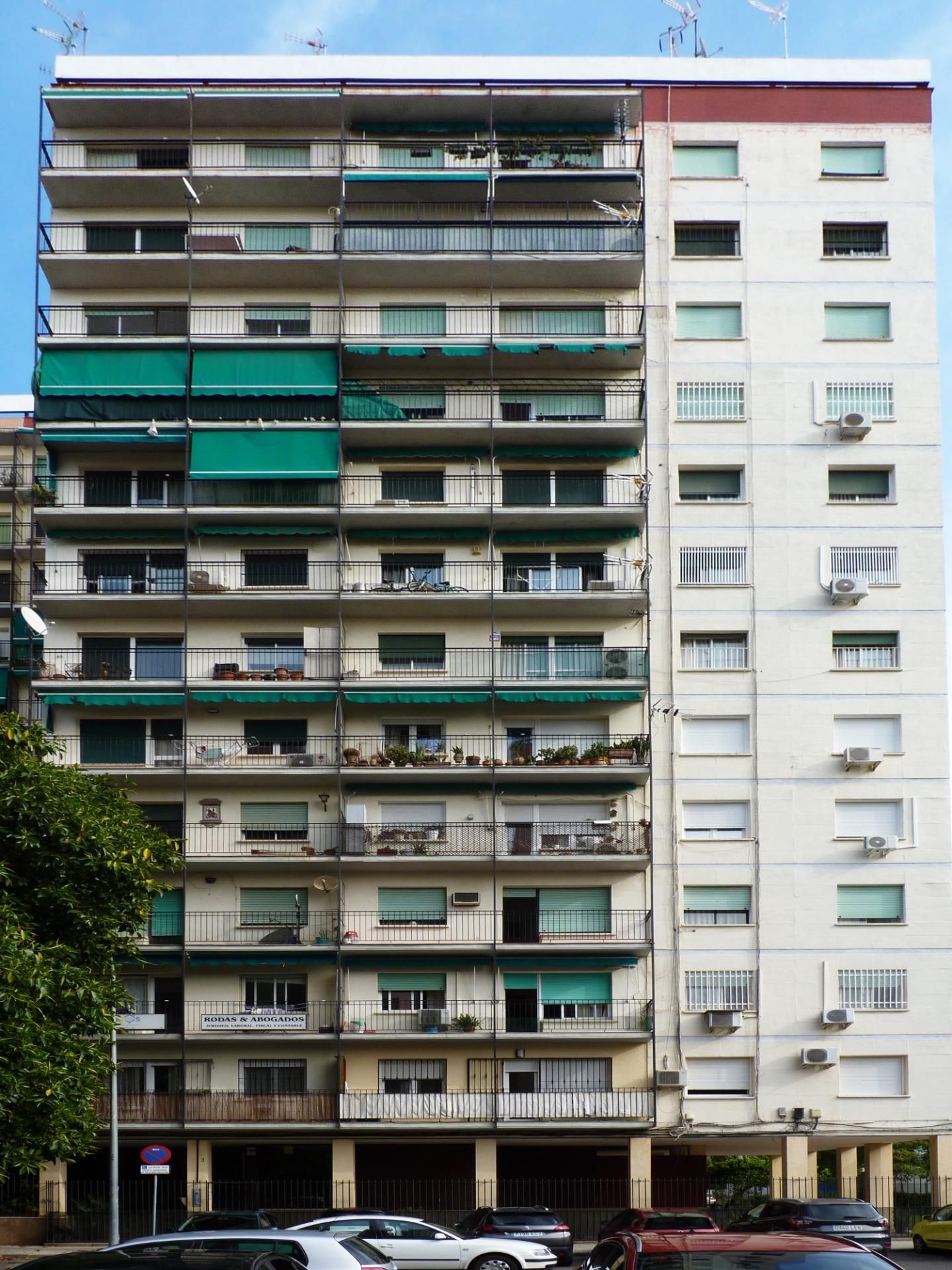 Exterior view of Flat for sale in  Sevilla Capital  with Terrace