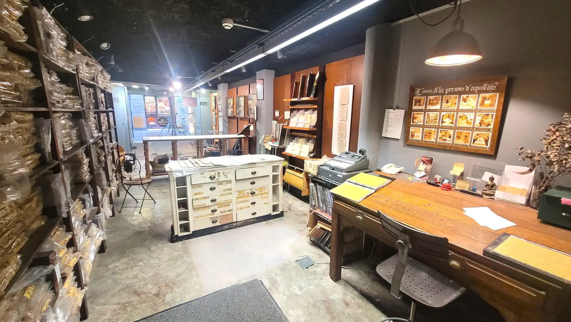 Local comercial en venta en Carrer de Joaquín Costa, imagen 2