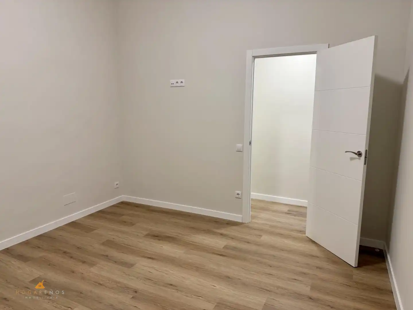 Planta baja en venta en Mataró con Parquet