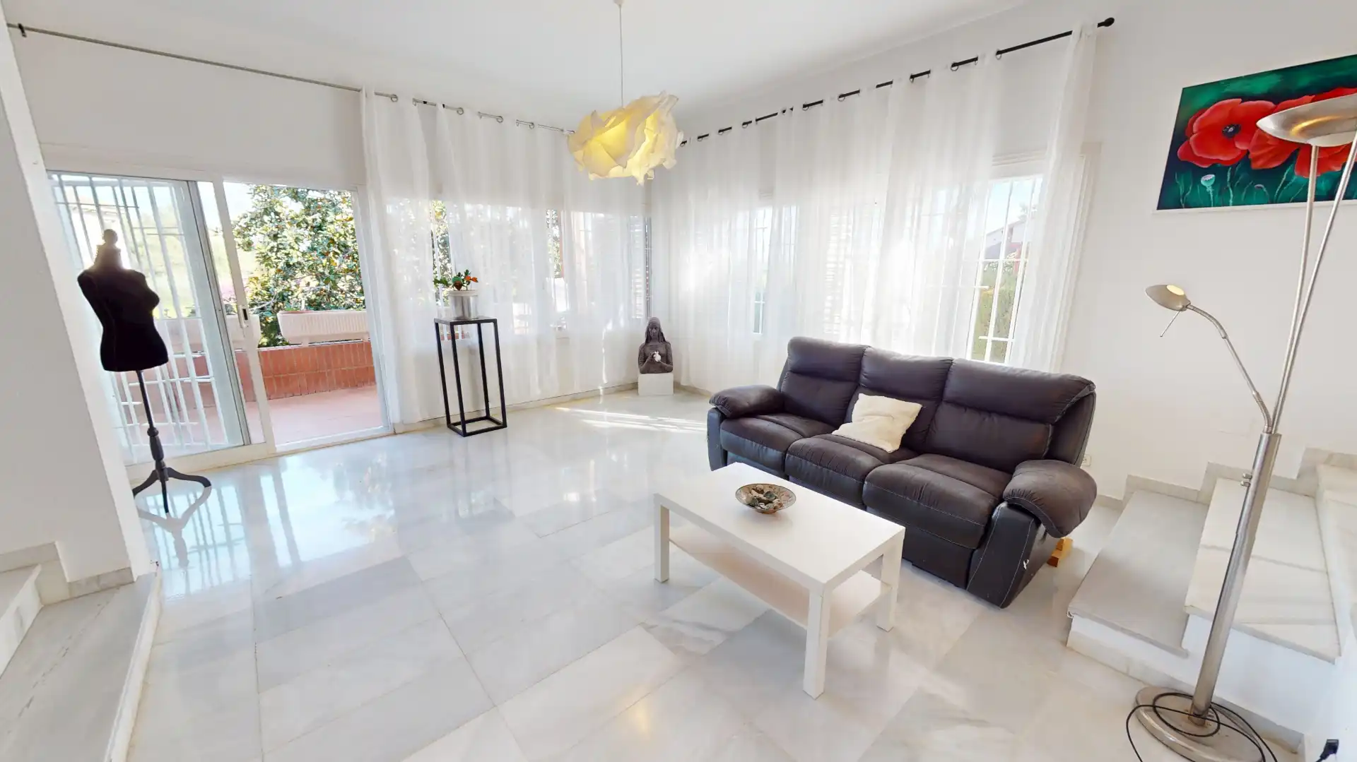 Sala d'estar de Casa o xalet en venda en Tarragona amb Aire condicionat, Calefacció i Jardí privat