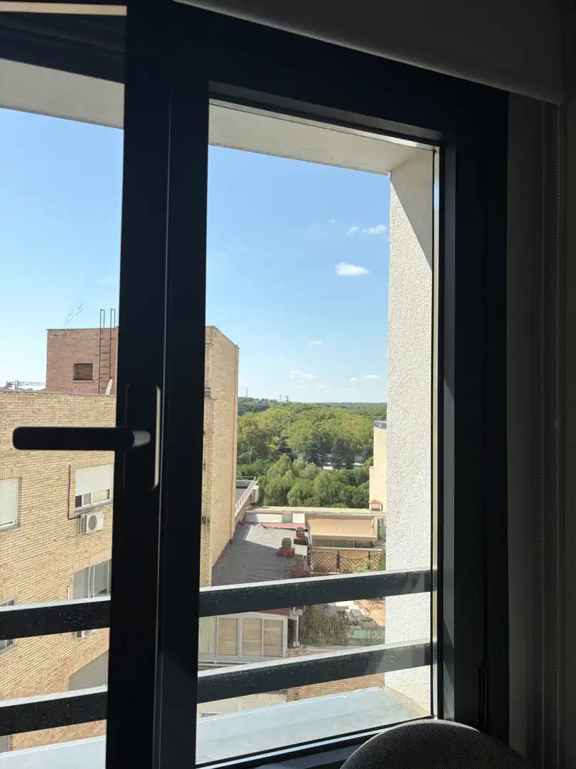 Terrasse von Wohnung zur Miete in Madrid mit Klimaanlage, Parkett und Terrasse