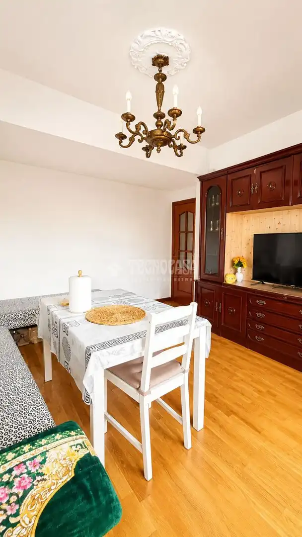 Comedor de Piso en venta en Madrid con Calefacción