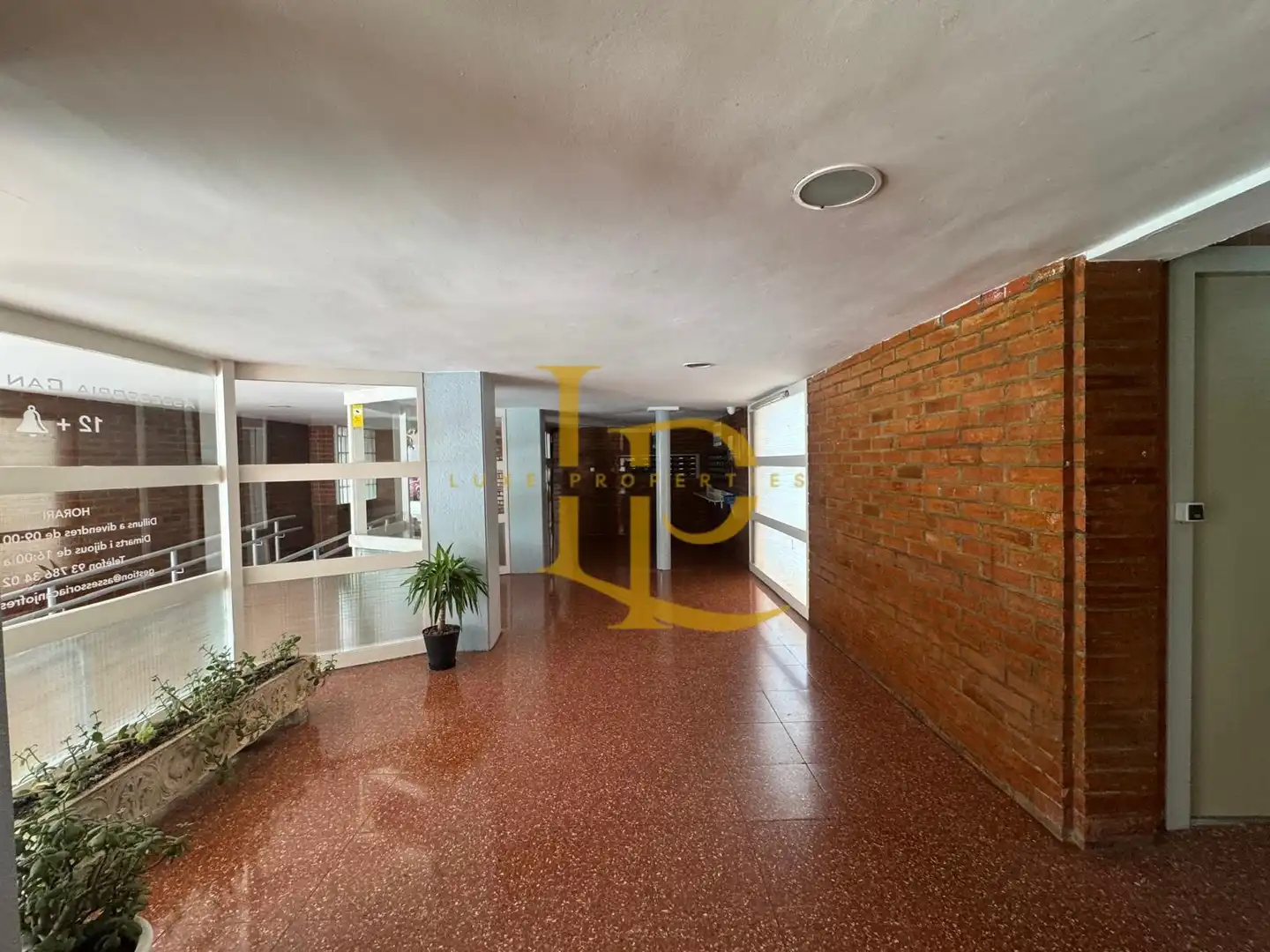 Piso en venta en Terrassa con Terraza