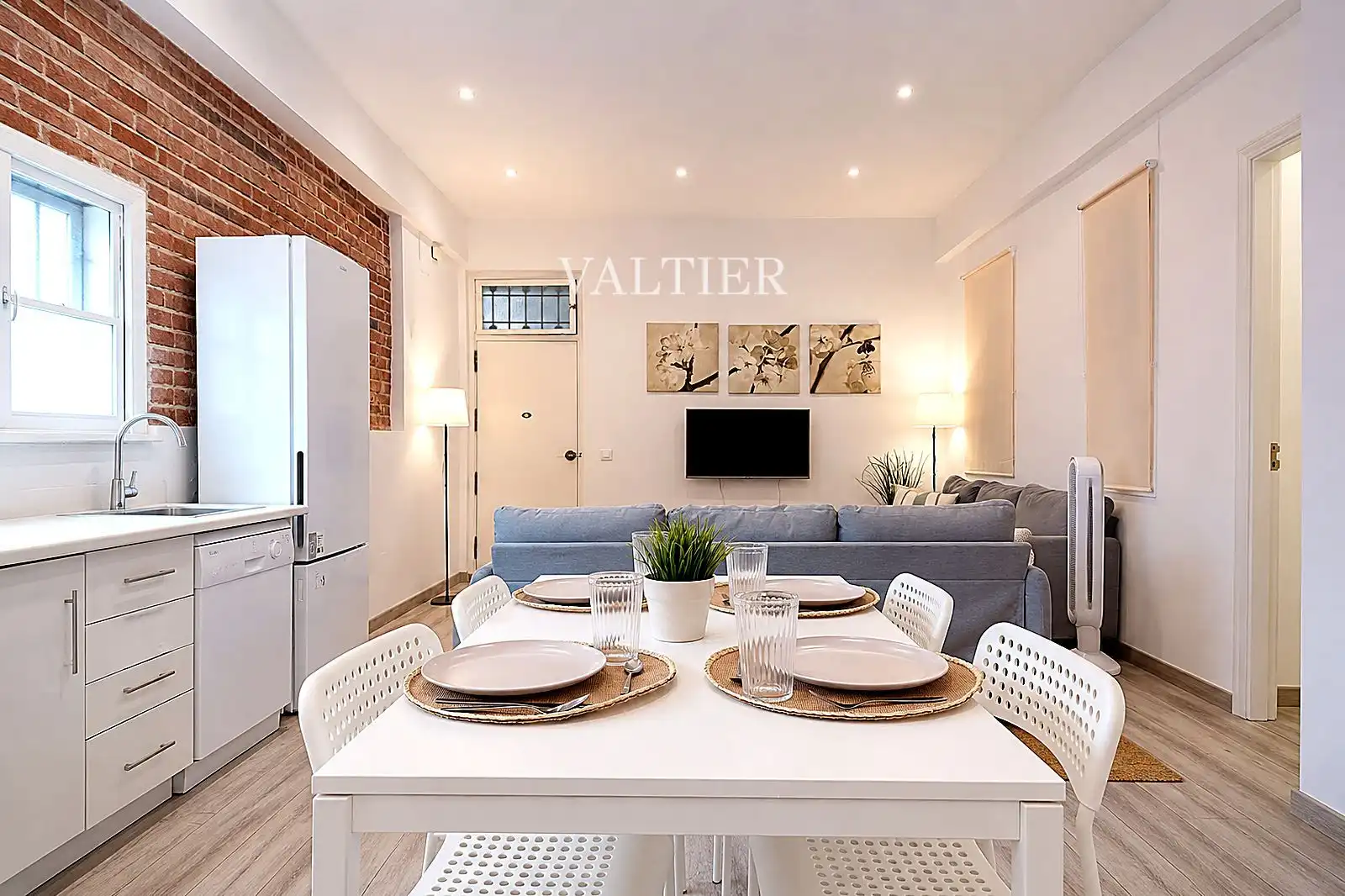 Living room of Flat for rent in Madrid  with Furnished