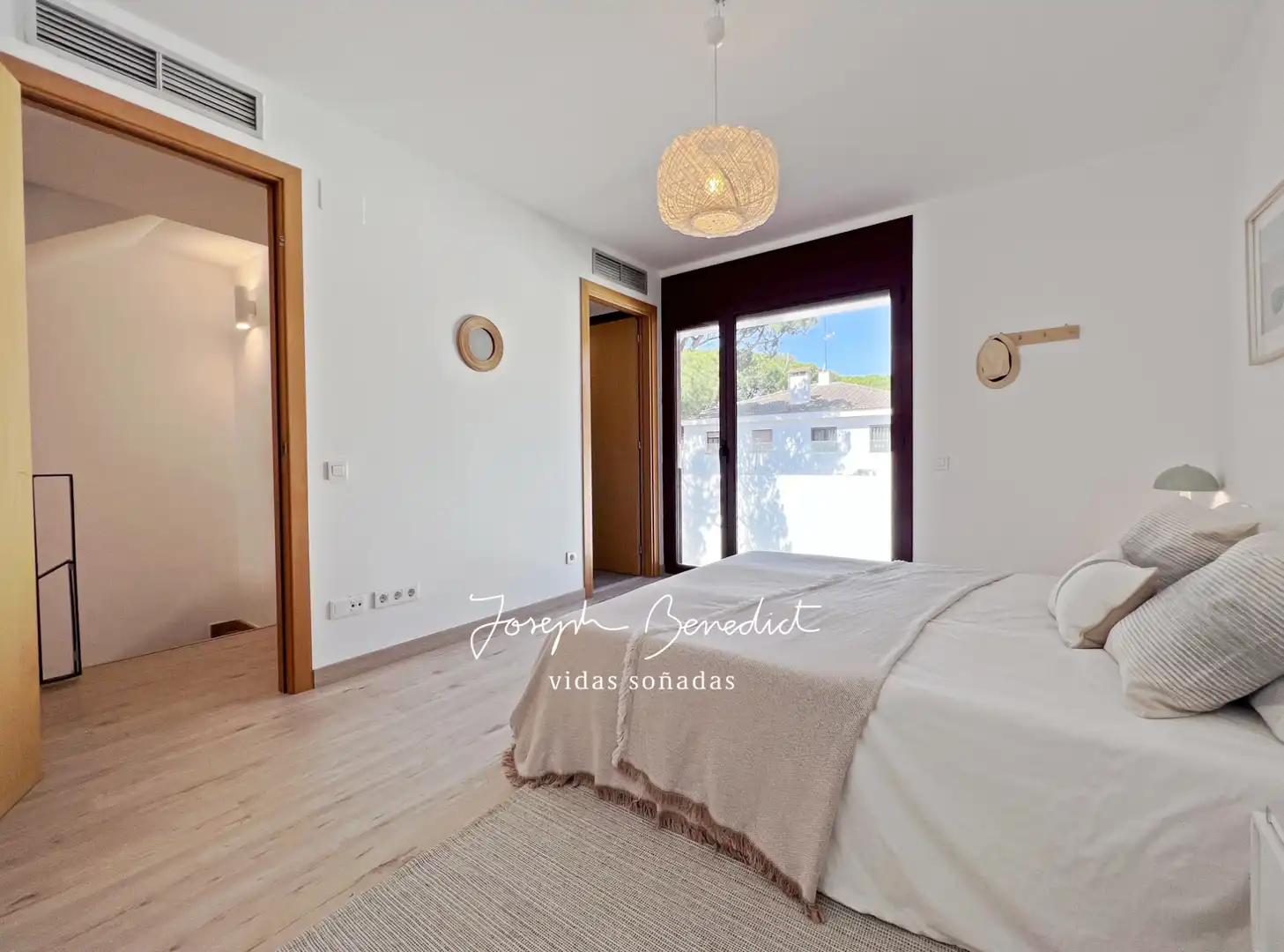 Dormitori de Casa adosada en venda en Castelldefels amb Aire condicionat, Calefacció i Jardí privat