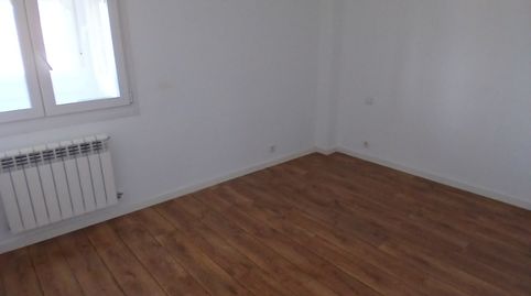 Foto 4 de Piso de alquiler en Calle de Añastro, Apóstol Santiago, Madrid Capital