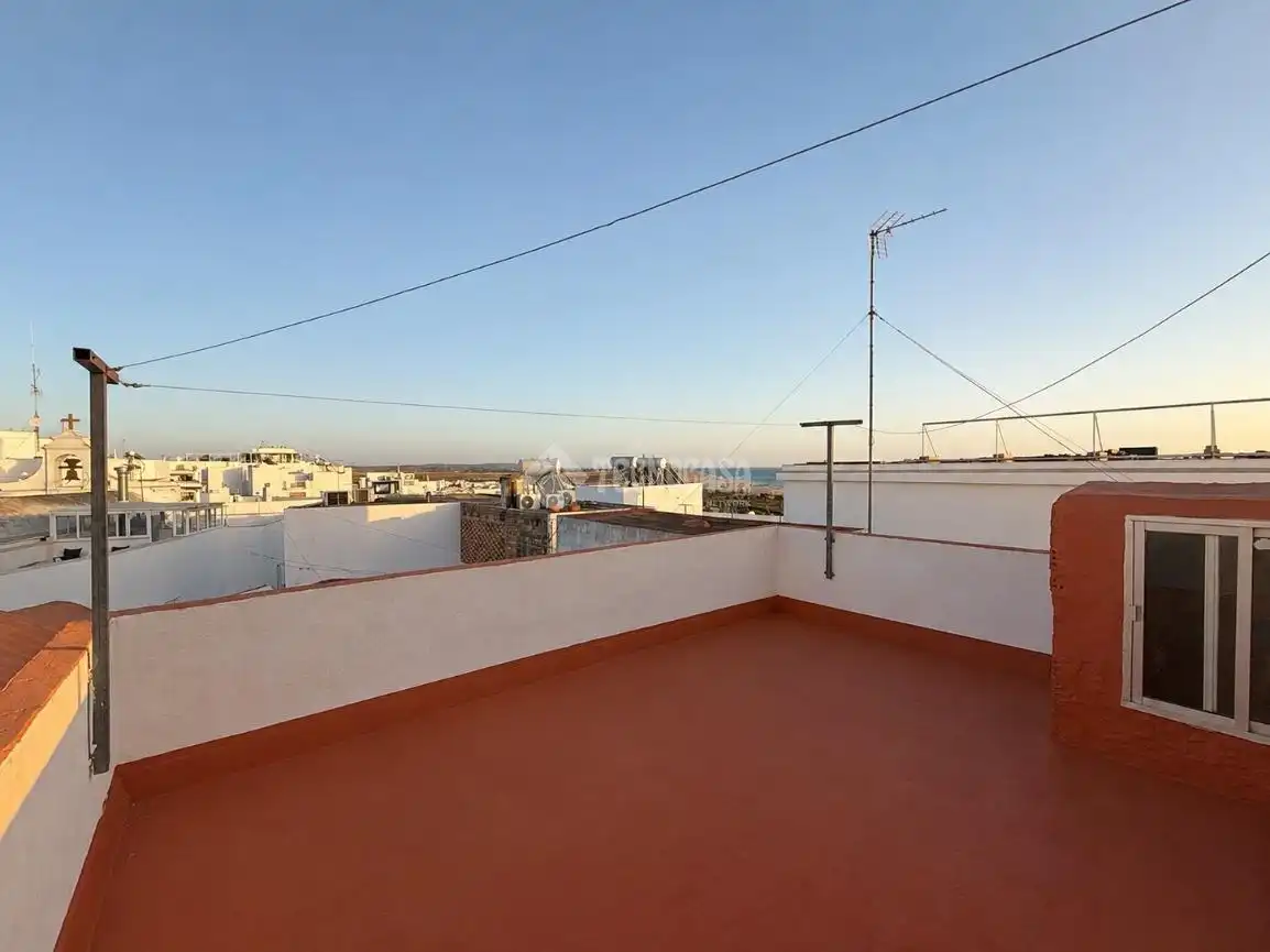 Casa adosada en venta en Conil