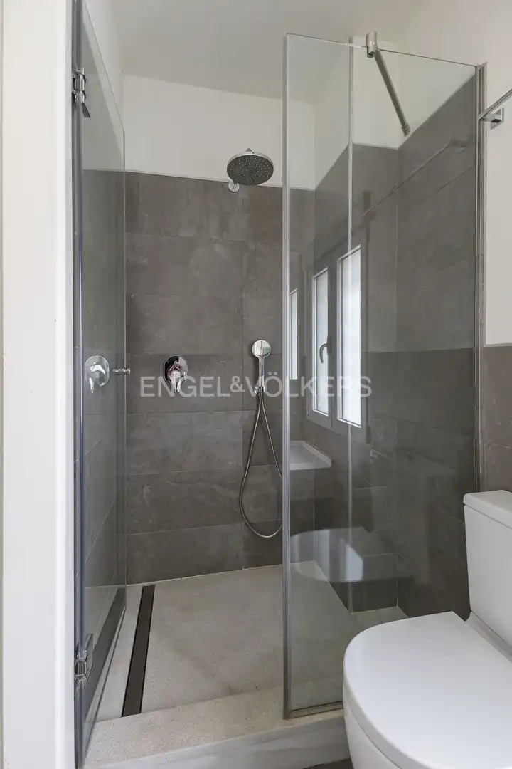 Badezimmer von Wohnung zur Miete in Chamartín